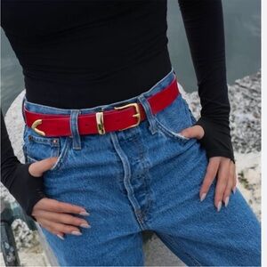 Aureum N7 Belt in Cardinal Red